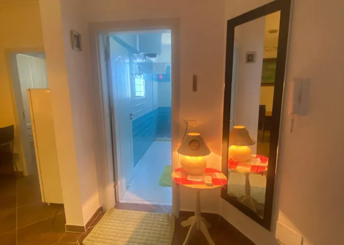 Albi Apartmet Beachfront In Daire Shëngjin