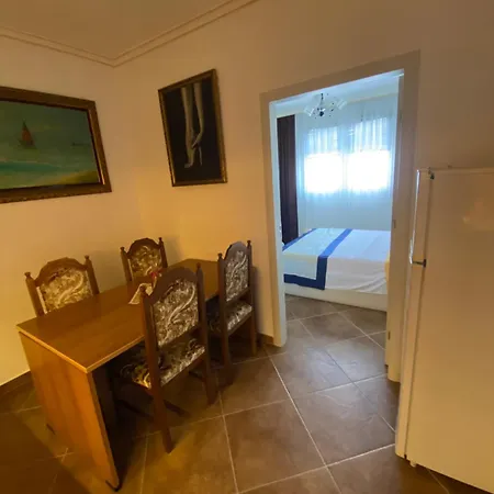Apartamento Albi Apartmet Beachfront In