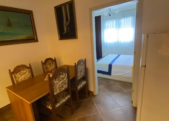 Apartment Albi Apartmet Beachfront In